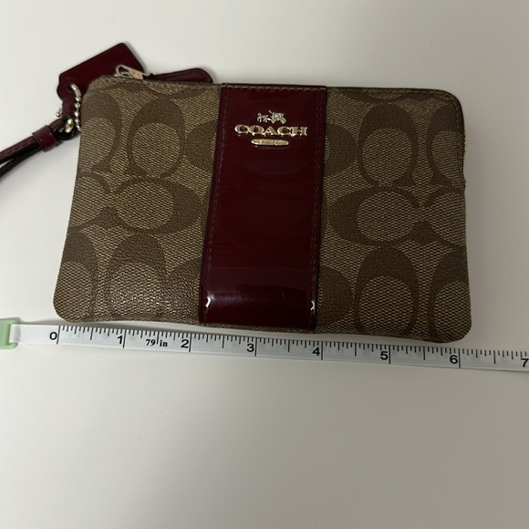 Burgundy Tan Coach Leather Wristlet Wallet with Zip - Picture 12 of 12